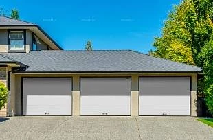 Подъемные гаражные ворота Doorhan RSD01 BIW, 2600х2300